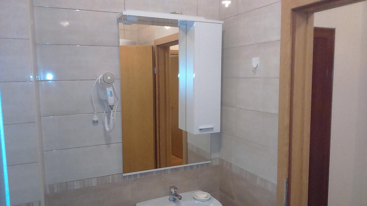 Apartman Pazin เทรบินเย ภายนอก รูปภาพ